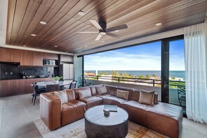 Luxe appartement, 3 slaapkamers, uitzicht op zee, in toren | Woonruimte