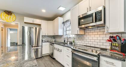 Delightful 3-bedroom house with central AC in Texarkana TX