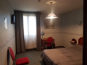 Double Room | Ruang kerja komputer riba, Wi-fi percuma 