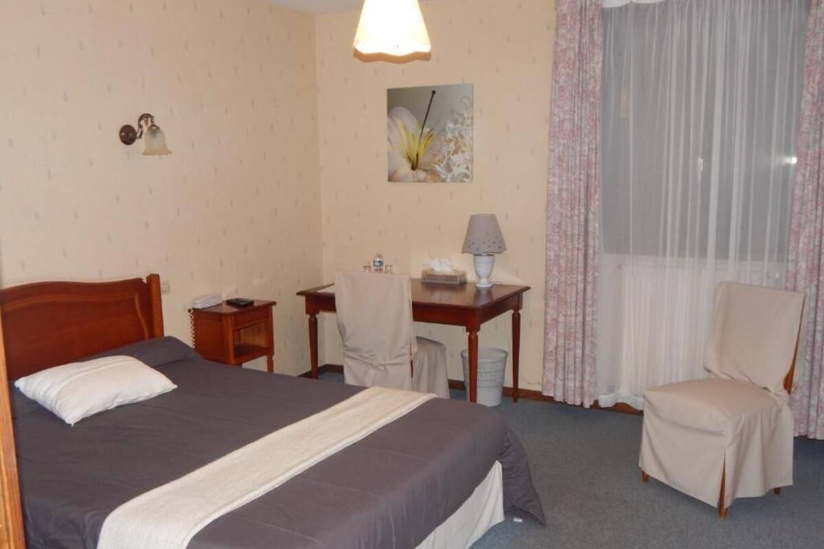 Double Room | Ruang kerja komputer riba, Wi-fi percuma