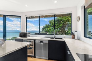 Fridge, microwave, dishwasher, coffee/tea maker