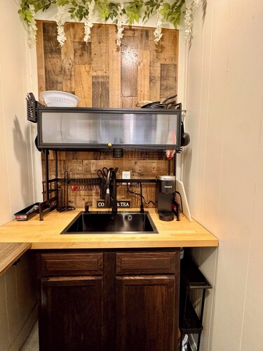 The Comfy- Cozy Cottage