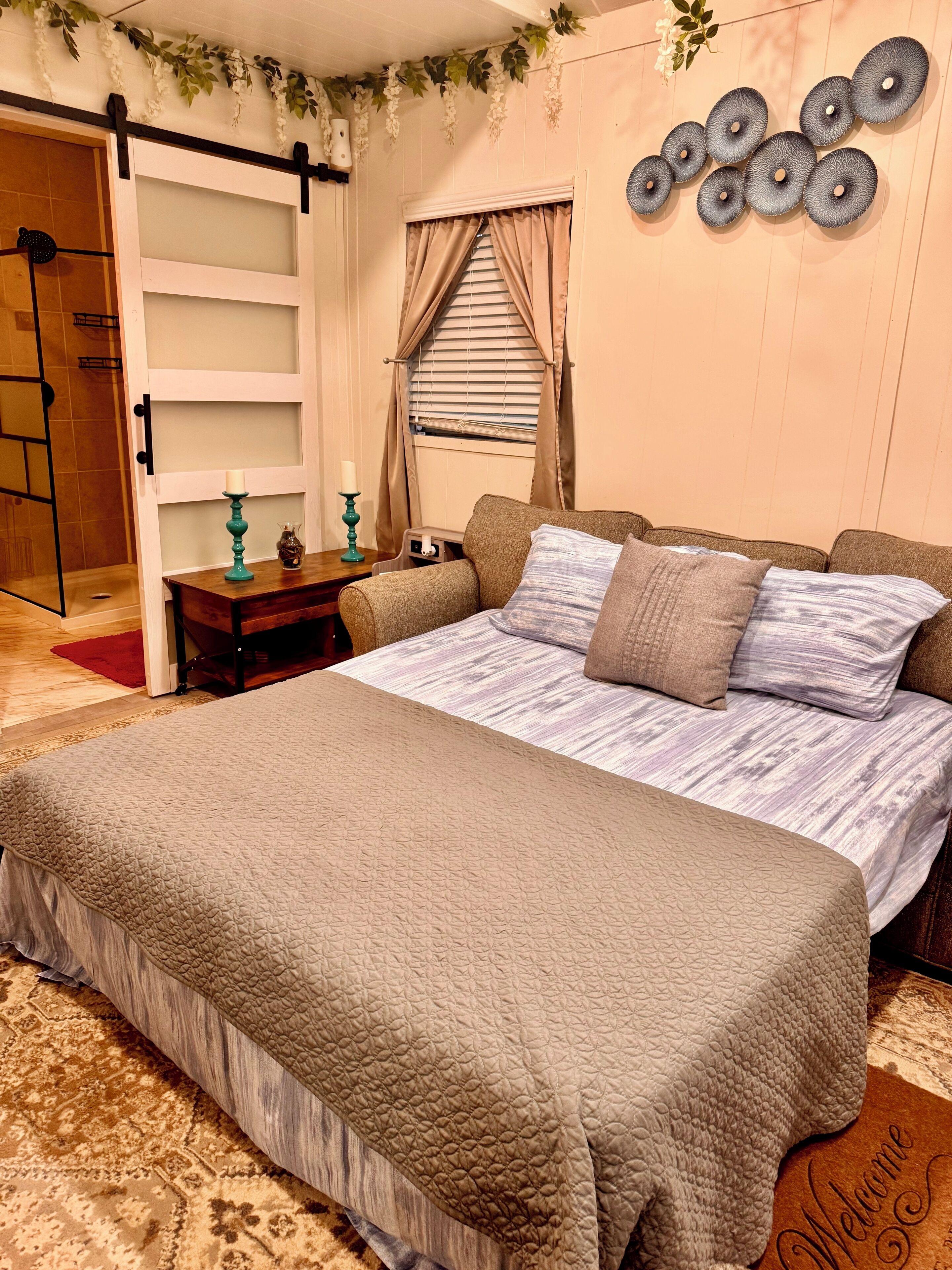 1 bedroom, iron/ironing board, free WiFi, bed sheets