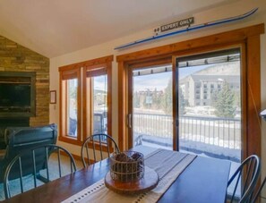 Dining - Perfect Copper Mtn Townhome- Ski-In (Copper Mountain)