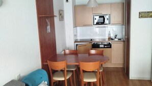 Dining - 2-room Apartment for 4 People - Comfort (Bagnères-de-Bigorre)
