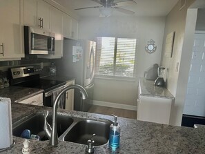 微波爐、焗爐、爐具、洗碗機