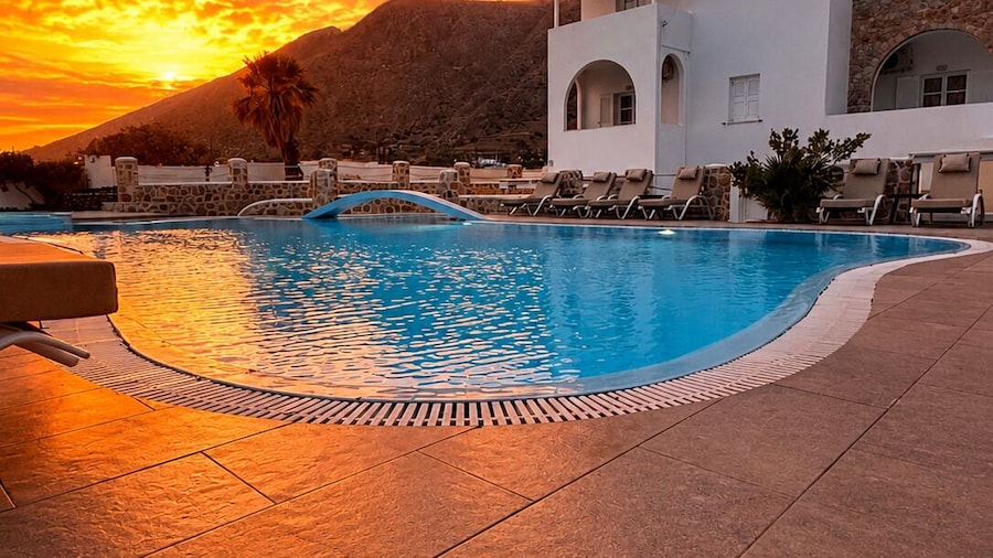 Noème Santorini