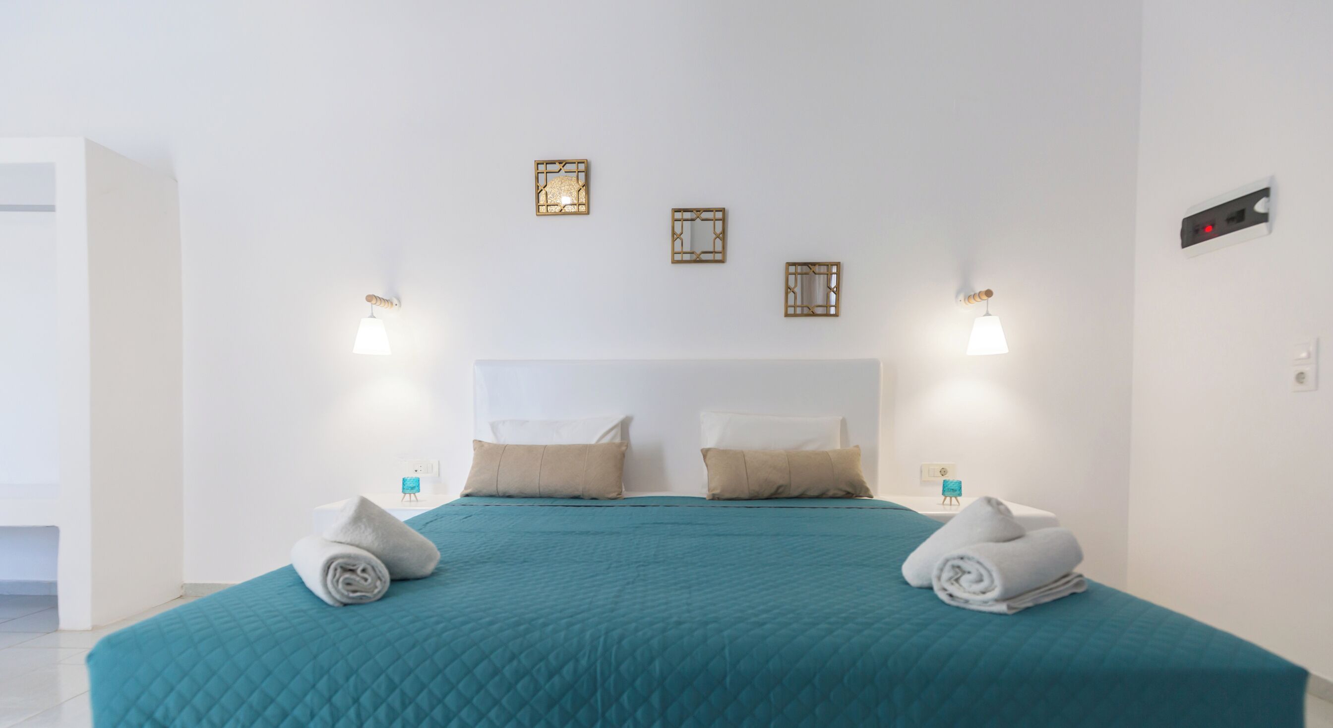 Superior szoba kétszemélyes ággyal, kilátással a hegyre | Olasz Frette ágynemű, prémium ágynemű és széf a szobában