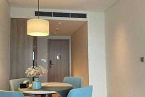 Room - A La Carte Ha Long Paradise Bay (Ha Long)