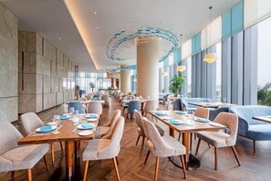 Ảnh chưa phân loại, 4 trong số 50 ảnh, nút