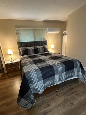 1 quarto, Wi-Fi de cortesia, roupa de cama