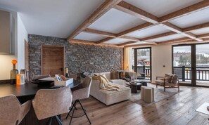 Fireplace - New Ski-in and Ski-out Apartment (Courchevel)