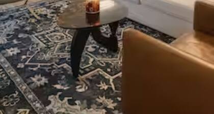 Cozy 2-bedroom house in welcoming Scott with AC