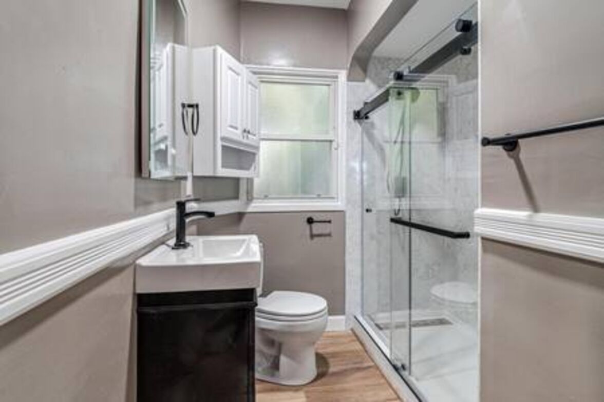 Towels, soap, shampoo