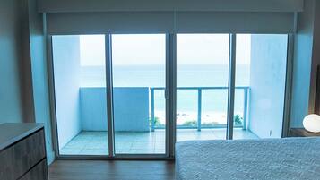 1 bedroom, iron/ironing board, internet, bed sheets