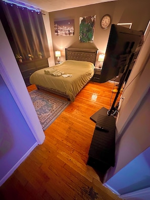 1 chambre, fer et planche à repasser, Wi-Fi gratuit, draps fournis