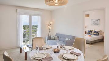 Wi-Fi gratuit, draps fournis