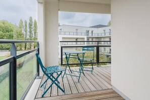 جناح - سريران كبيران - لغير المدخنين | واي فاي مجانًا