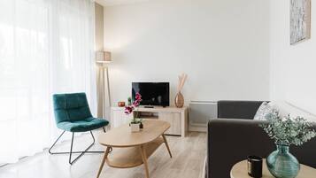 Habitación, 1 cama de matrimonio con sofá cama, no fumadores (Upgrade) | Zona de estar