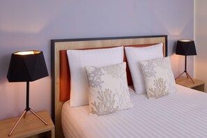 Habitació estàndard, 1 llit de matrimoni, no fumadors | Wifi gratuïta 