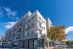 Exterior - Quality Suites Parc Marne la Vallée (Bailly-Romainvilliers)