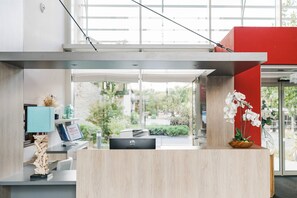 Lobby - Quality Suites Dinan (Dinan)