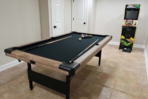 غرفة الألعاب