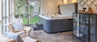 Beautiful home in Hjørring with WiFi