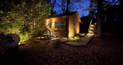 Cabin On Crowe by EZ Retreats