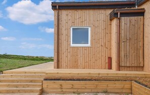 Exterior - Nice home in Hanstholm with house sea view (Hanstholm)