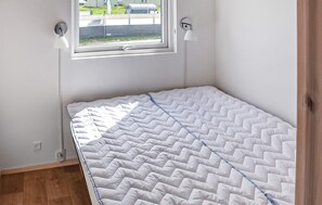 5 bedrooms, free WiFi - 5 bedroom amazing home in Hanstholm (Hanstholm)