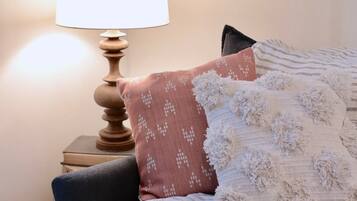 1 bedroom, iron/ironing board, Internet, bed sheets