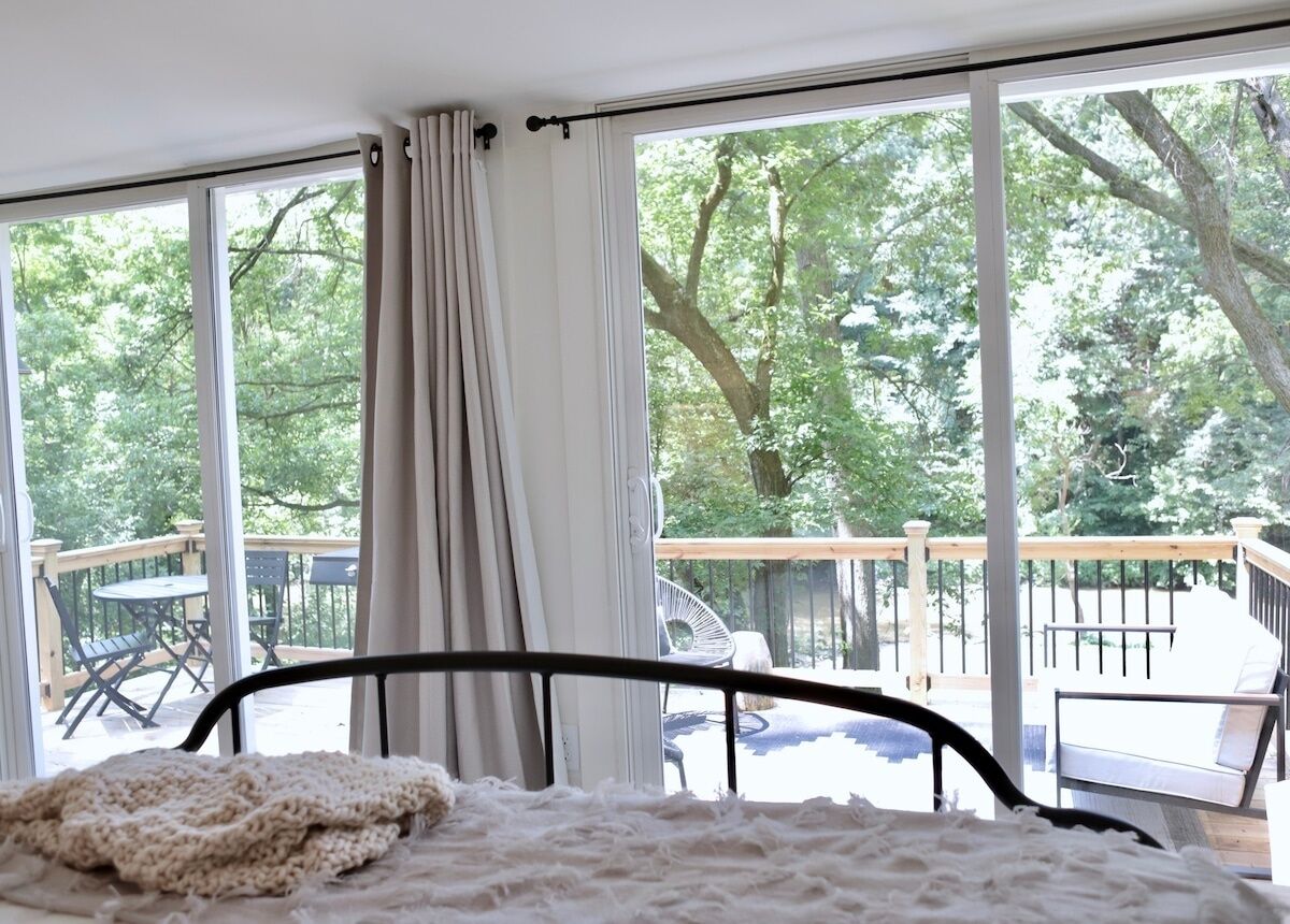 1 bedroom, iron/ironing board, internet, bed sheets