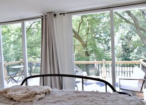 1 soverom, strykejern/-brett, internettilgang og sengetøy