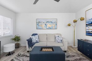 Smart TV - Quaint Linda Vista Hideaway (San Diego)