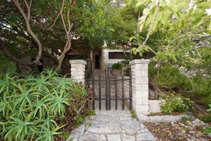 House | Exterior - Vacation Home, Two Bedroom With Sea View (Vela Luka)