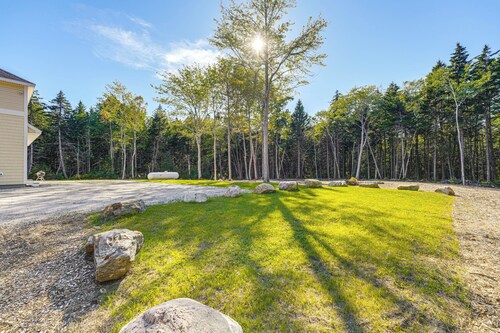 2 Mi to Grimes Cove! 2-Story Unit on 3 Acres