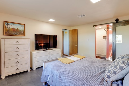 11 Mi to Maple Lake: Family-Friendly Fertile Home