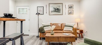 2 Mi to Ark Encounter! Walkable Williamstown Condo