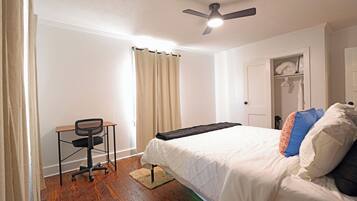 2 Schlafzimmer, Bügeleisen/Bügelbrett, Internetzugang, Bettwäsche