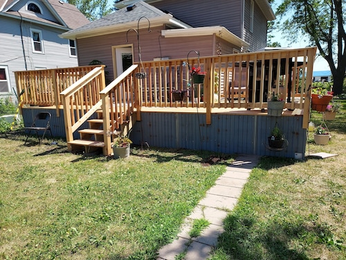 Soothing bed & breakfast with AC in Kandiyohi