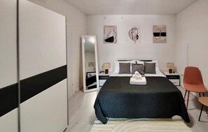 1 bedroom, travel cot, free WiFi - 1 bedroom stunning apartment in Hvar (Hvar)