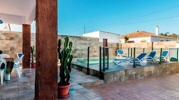 Nhà gỗ Deluxe, sân hiên, quang cảnh vườn | Quang cảnh từ phòng