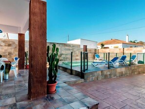 Chalet Deluxe, patio, vue sur le jardin | Vue de la chambre