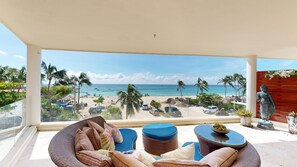 Property grounds - Familly beachfront retreat with pool & beachclub (Playa del Carmen)