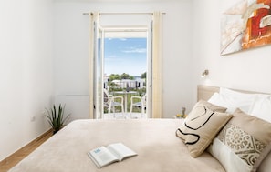 1 bedroom, travel cot, free WiFi - Gorgeous apartment in Fazana with WiFi (Fazana)