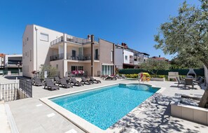 Pool - Beautiful apartment in Fazana with swimming pool (Fazana)