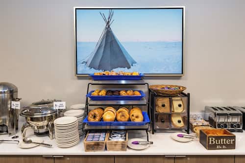 Tägliches kontinentales Frühstück gegen Gebühr