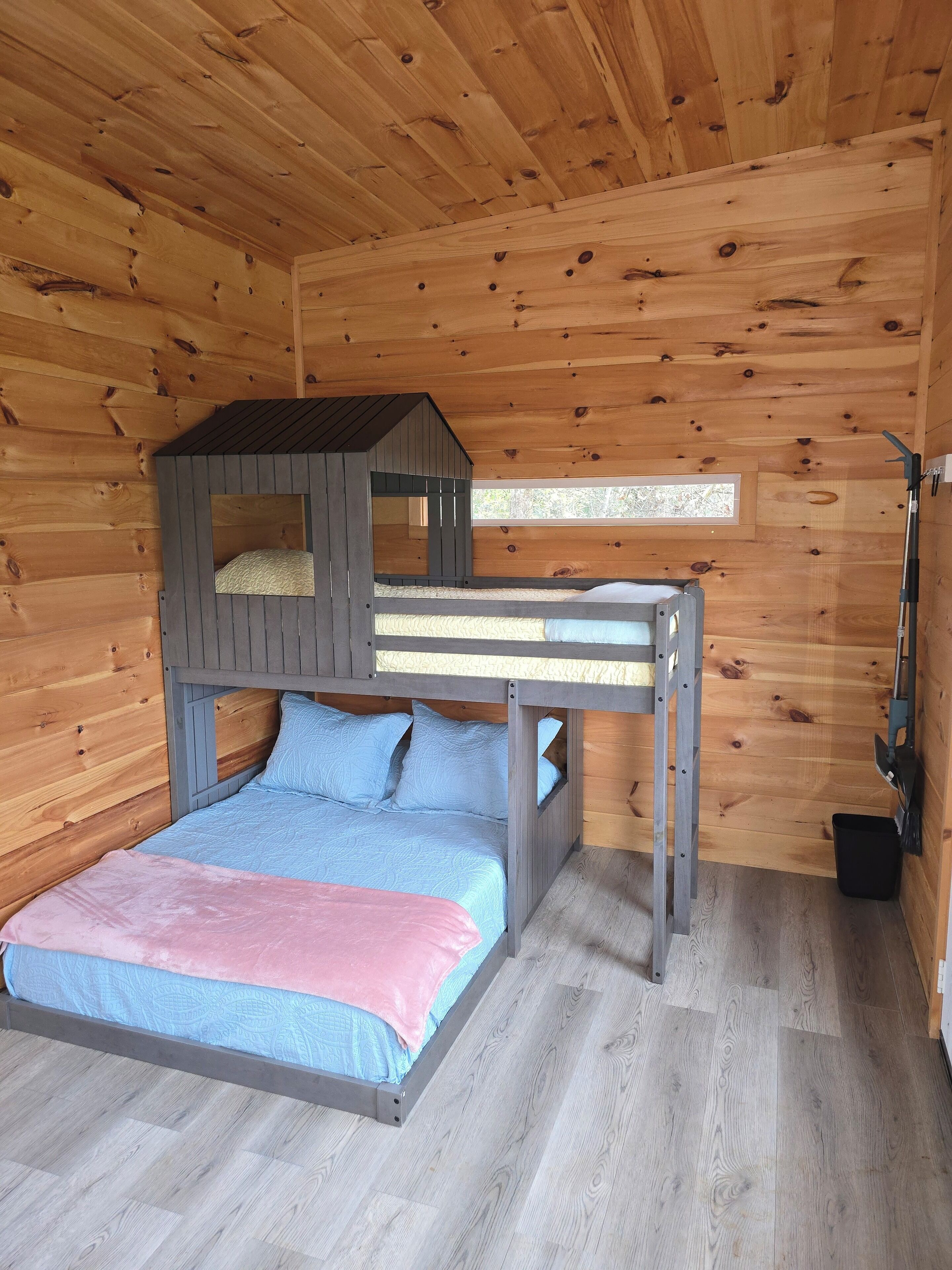 1 habitación y ropa de cama 