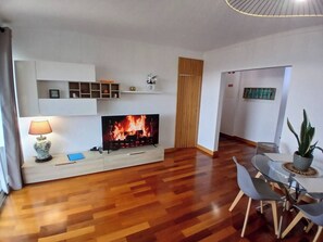 Interior - Al-Solares (santa cruz)
